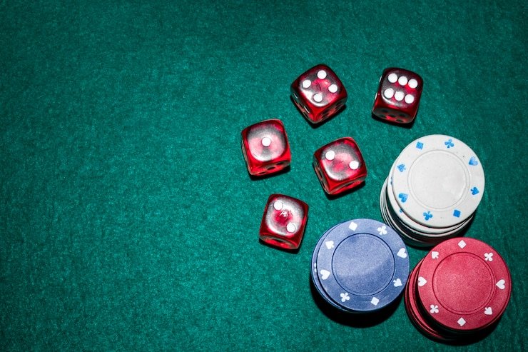 Antarmuka aplikasi ariestoto dengan tabel dealer langsung di layar ponsel